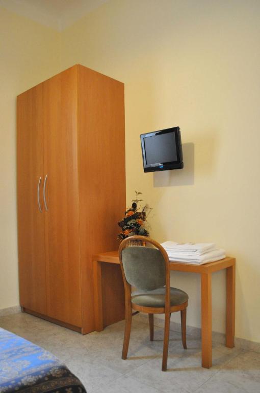 רומא Hotel Fiorenza חדר תמונה