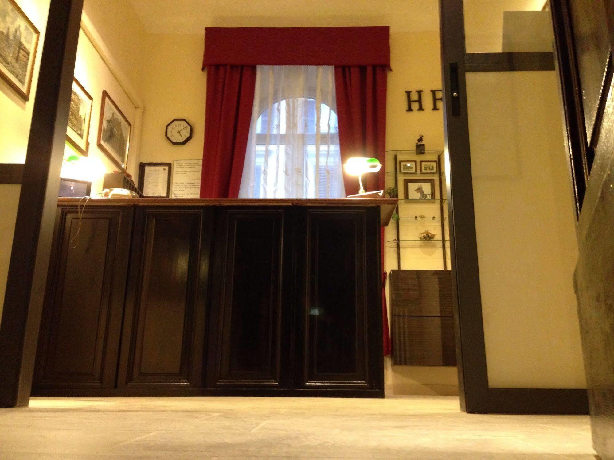 רומא Hotel Fiorenza מראה חיצוני תמונה